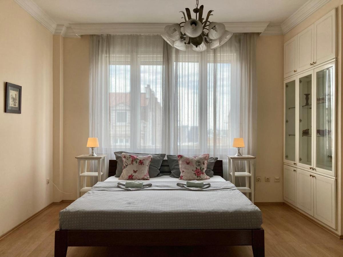 Terazije Square Lux Apartment Belgrado Esterno foto