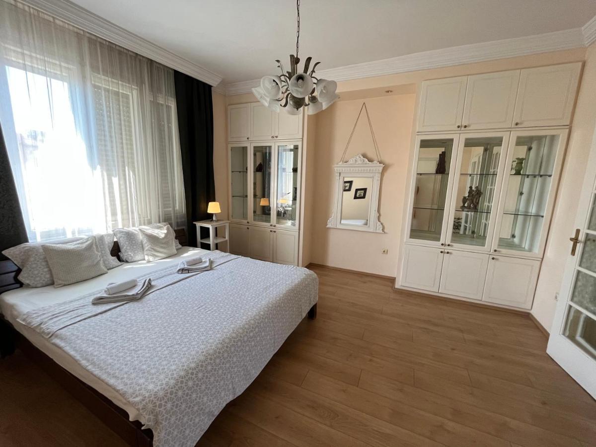 Terazije Square Lux Apartment Belgrado Esterno foto